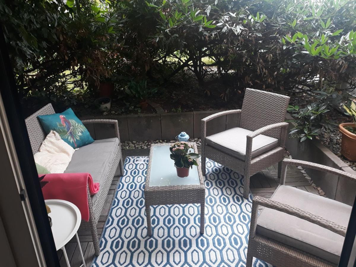1 Mit Der Terrasse In Der Innenstadt * Wiesbaden