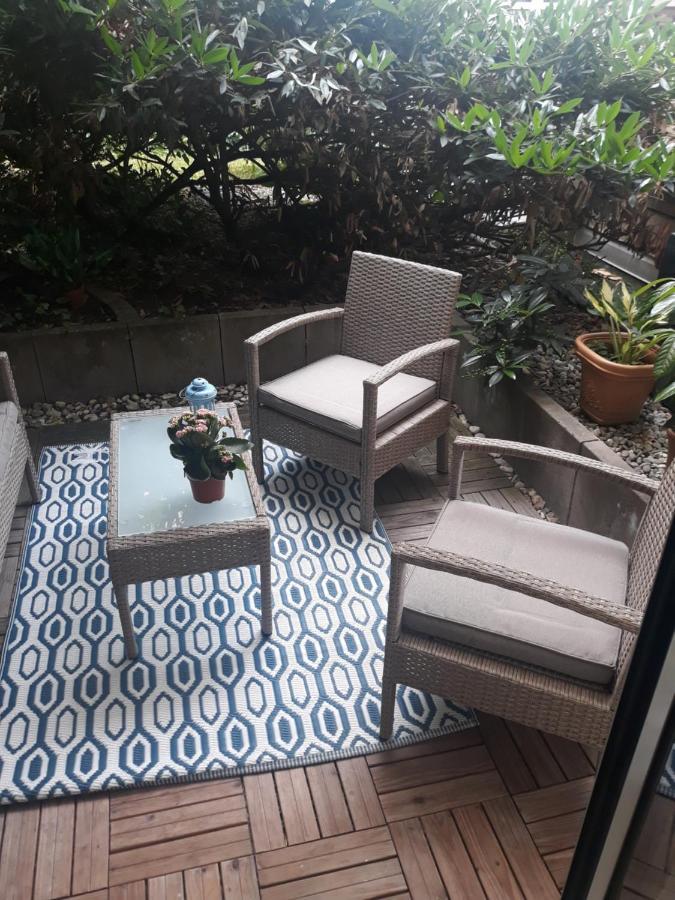 1 Mit Der Terrasse In Der Innenstadt Wiesbaden